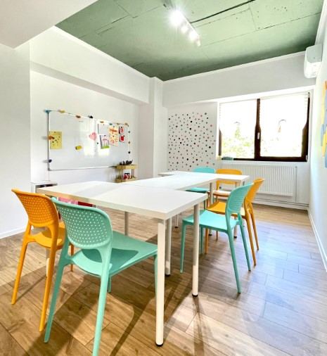 WhizKidz Hub, foto 1